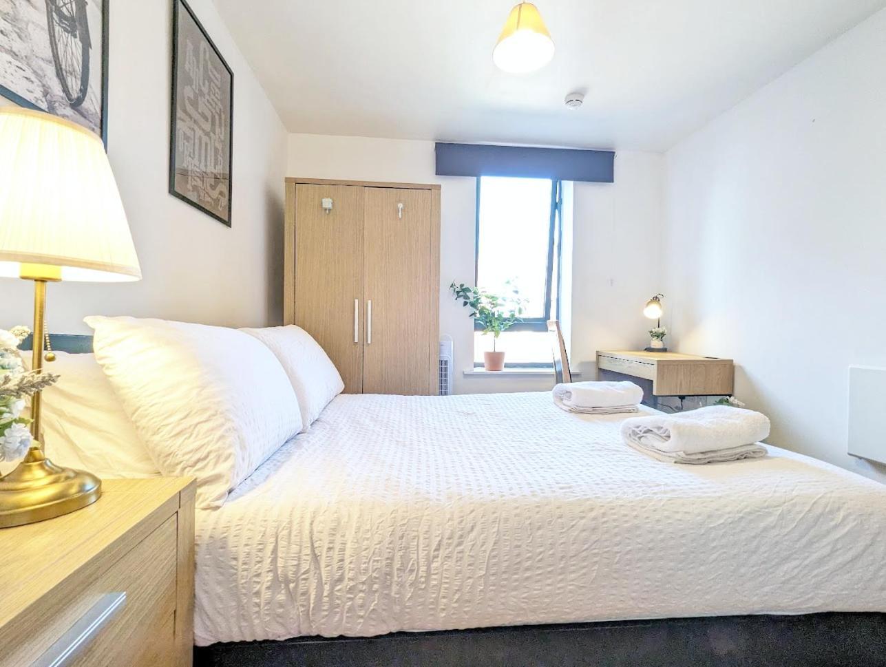 Guest Room In City Centre Near Key Attractions 利物浦 外观 照片