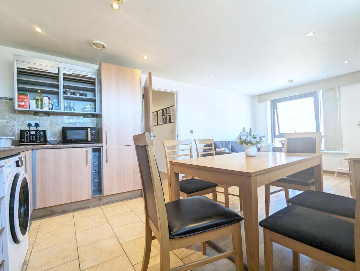 Guest Room In City Centre Near Key Attractions 利物浦 外观 照片